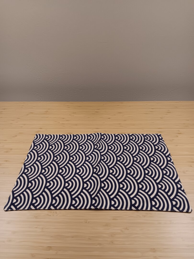 Japanese Placemats - Navy Blue White Cotton Cloth - DECANTRE