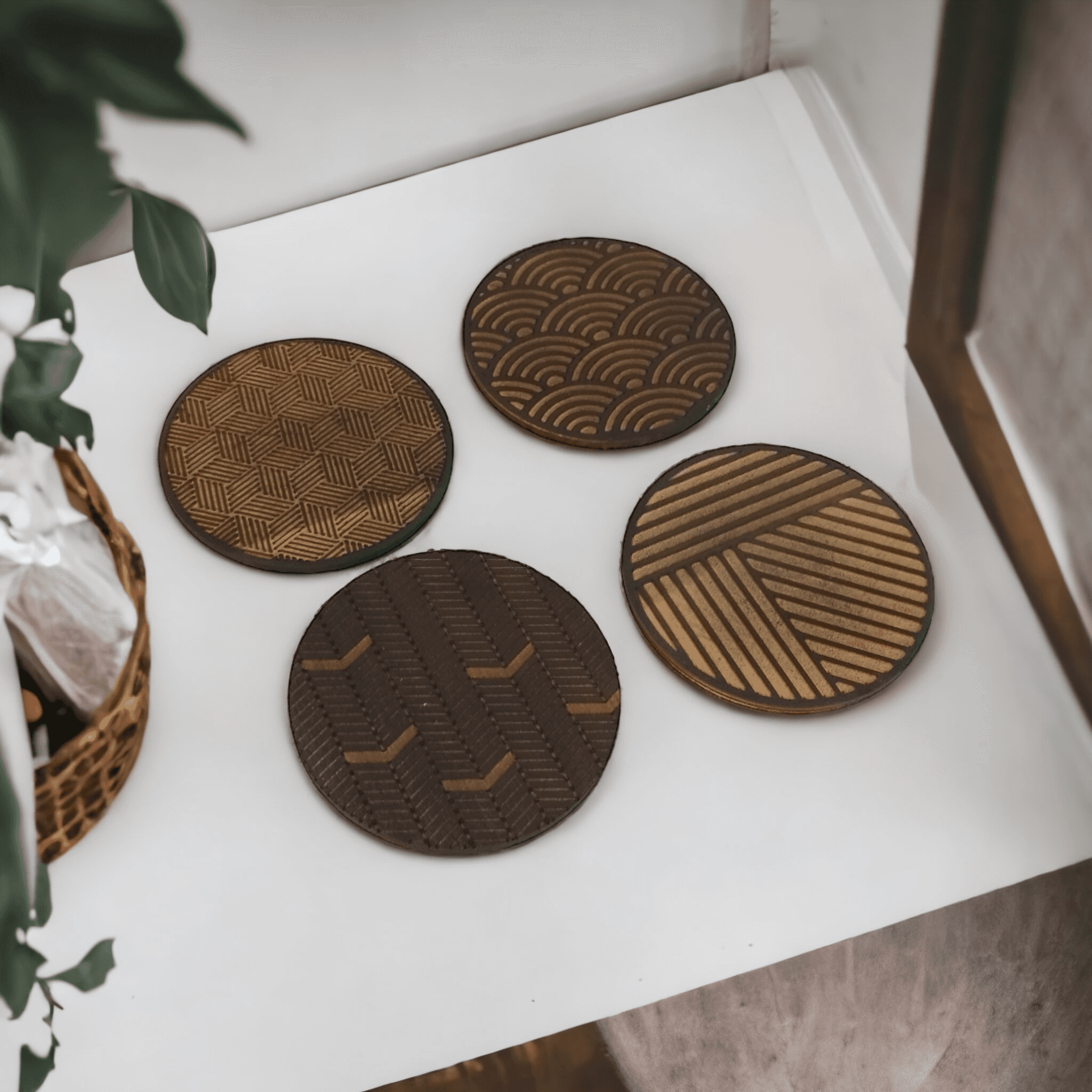 Set of 4 Black Geometric Wooden Coasters - Handmade Gift - Housewarming - Wood Kitchenware-8