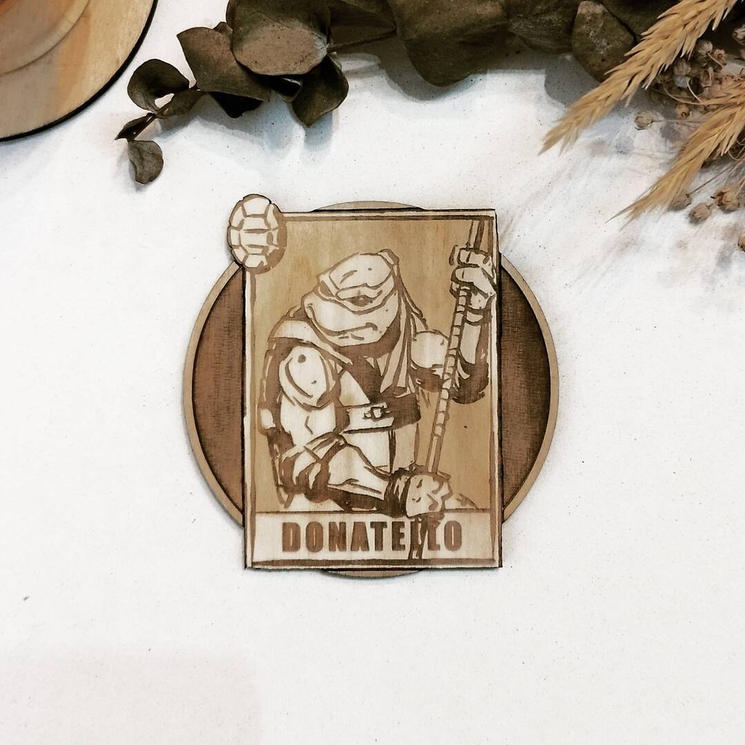 TMNT wooden coaster featuring Donatello from Teenage Mutant Ninja Turtles