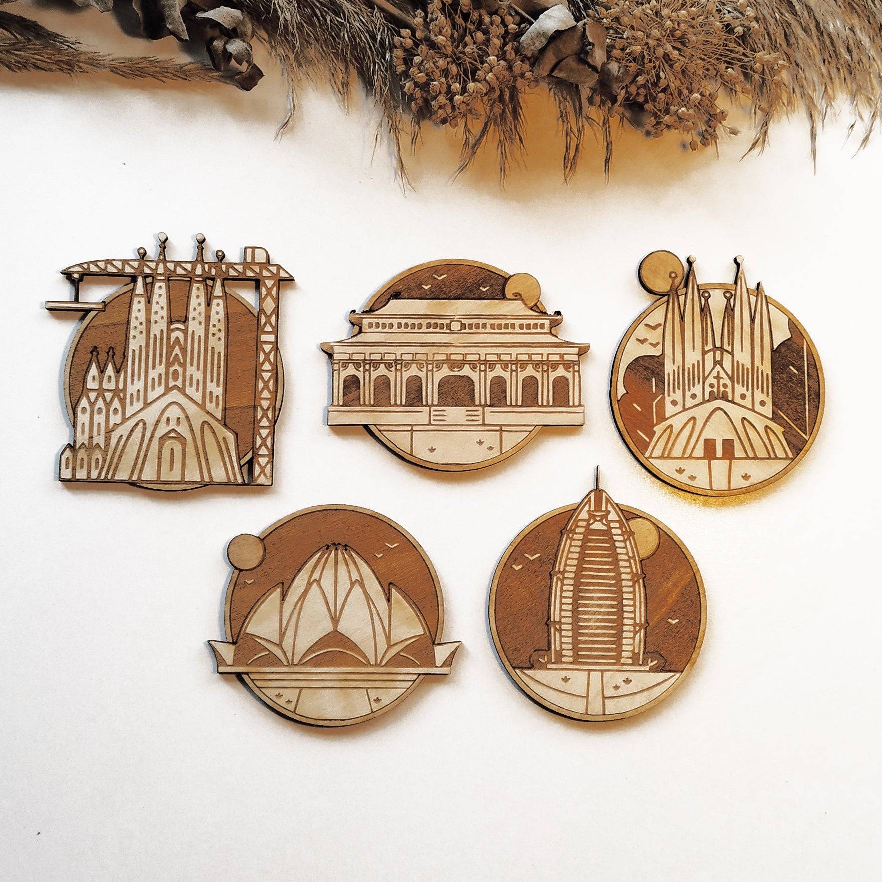 Cities and Monuments Wooden Coasters - Handmade Gift - Housewarming - Wood Kitchenware-5