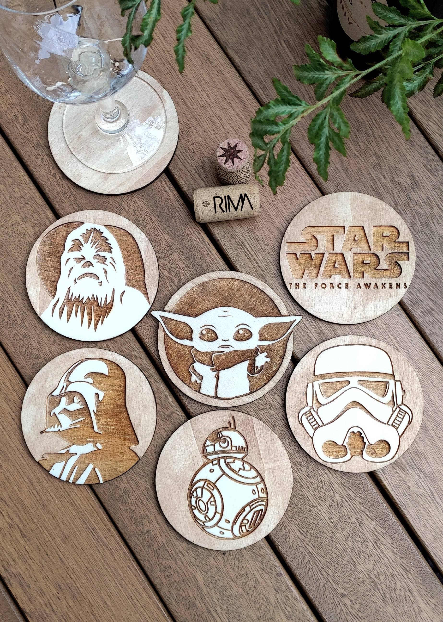 Set of 6 Star Wars Wooden Coasters - Handmade Gift - Housewarming - Wood Kitchenware - Baby Yoda-0